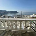 ゲストハウス Apostolis スコペロス