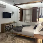 Apostolis Studios 4*