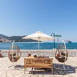 Apostolis ゲストハウス