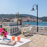 Gasthof Apostolis Studios