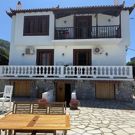 Apostolis Studios Guest house Skopelos Town
