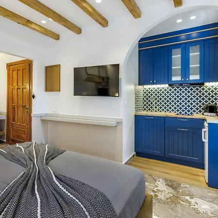 Apostolis Studios 4*