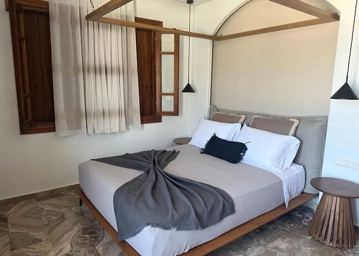 Guest house Apostolis Studios 4*