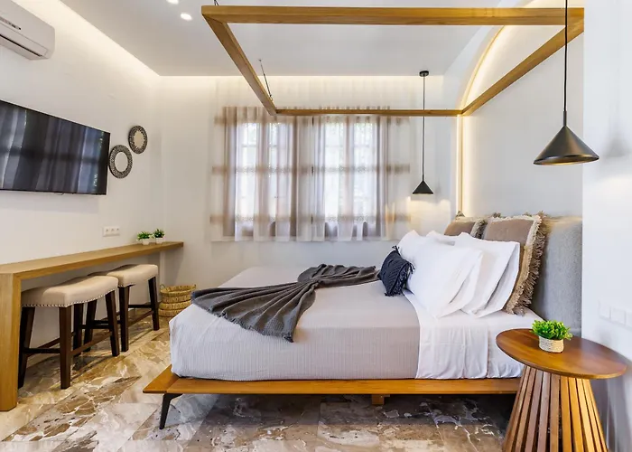 Apostolis Studios Skopelos Town