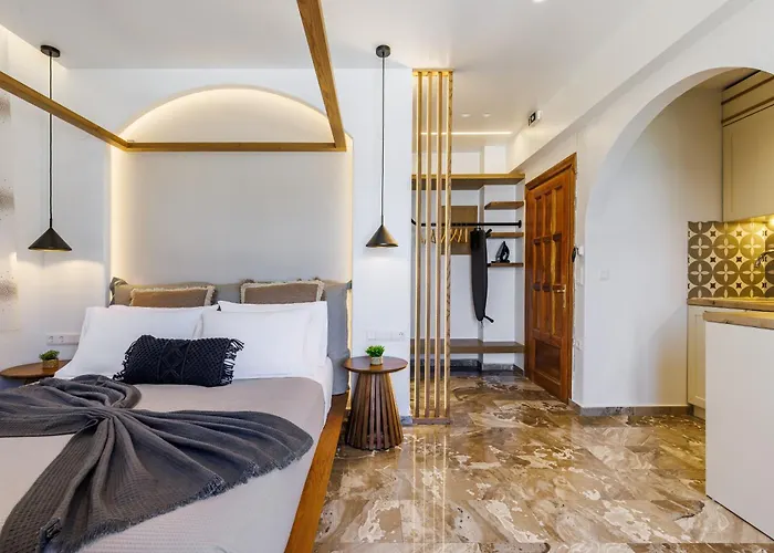 Apostolis Studios Guest house 4*